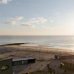 Encantador Com Piscina * Costa da Caparica