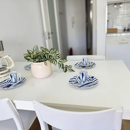 Encantador Com Piscina * Costa da Caparica