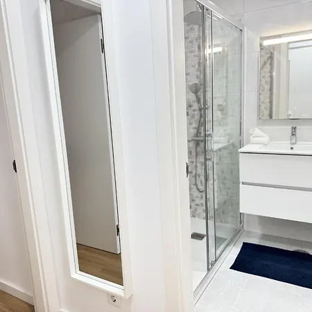Apartamento Encantador Com Piscina *