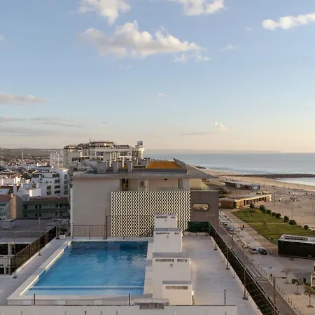 Encantador Com Piscina Costa da Caparica