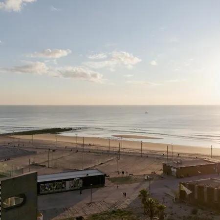 Encantador Com Piscina * Costa da Caparica