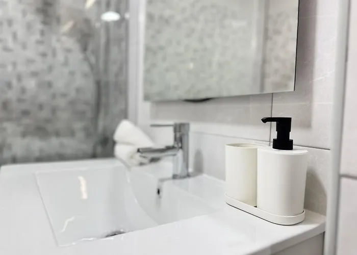 Lägenhet Encantador Com Piscina
